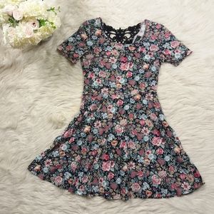 F21 Plus Short Sleeve A Line Floral Dress Size XL